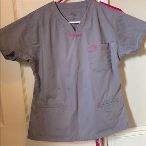 Gently used iguana med gray scrubs size XS
